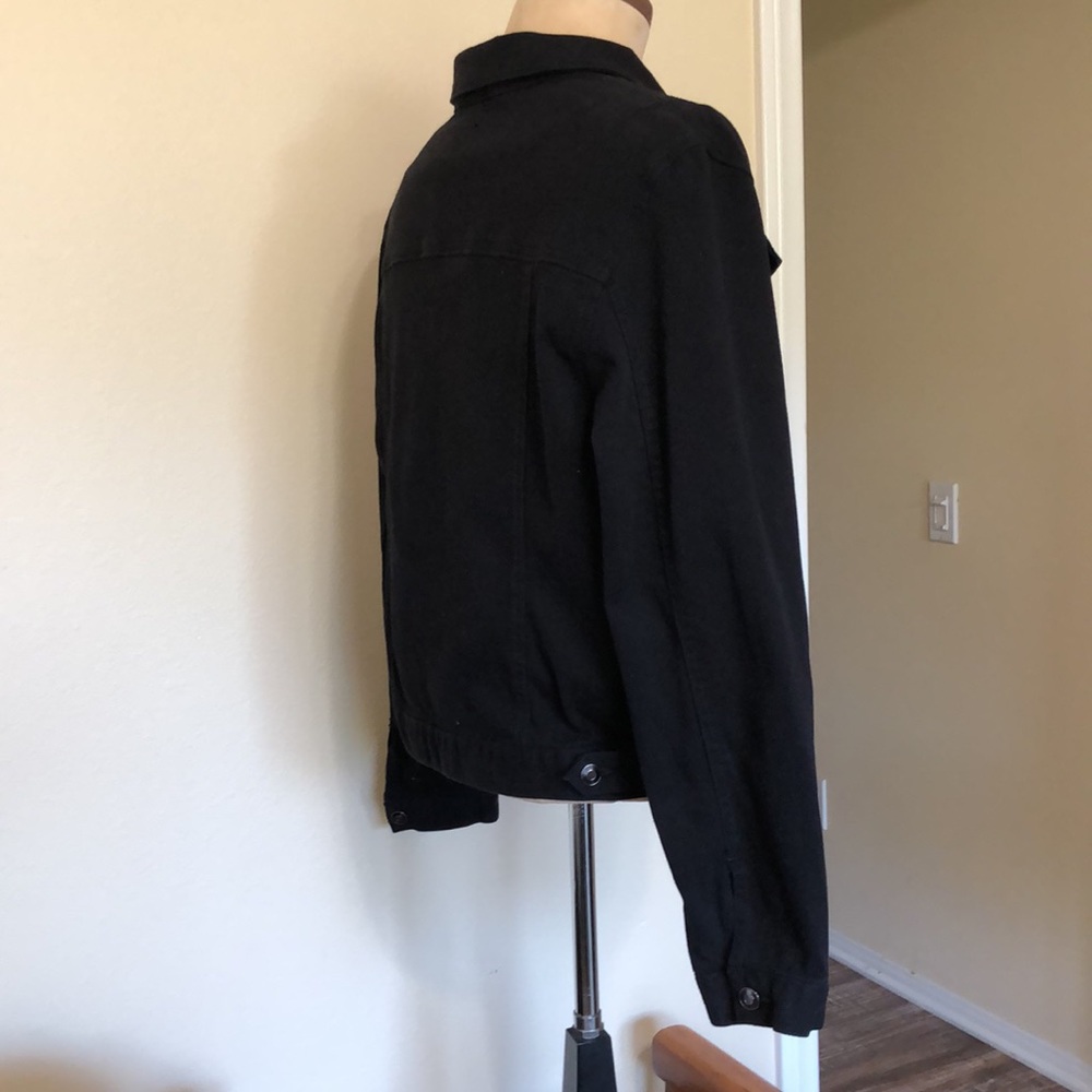 Time and Tru Black Jean Jacket - Picture 3 of 8
